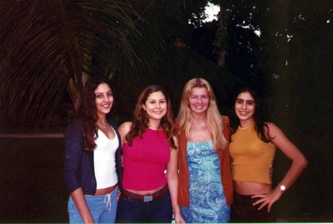 Mariana, Lu, eu e Mary